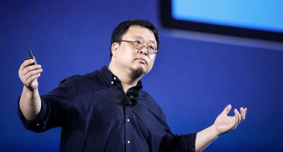 罗永浩直播卖货，弹幕声援华为，2万台iPhone却抢先被秒光(图2)